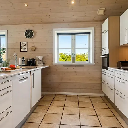 Hjalmar Holiday home Allinge-Sandvig