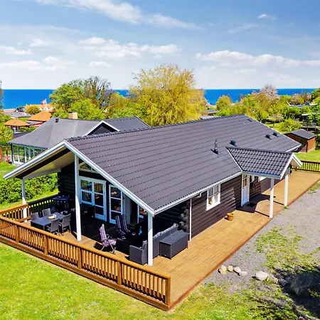 Holiday home Hjalmar Allinge-Sandvig
